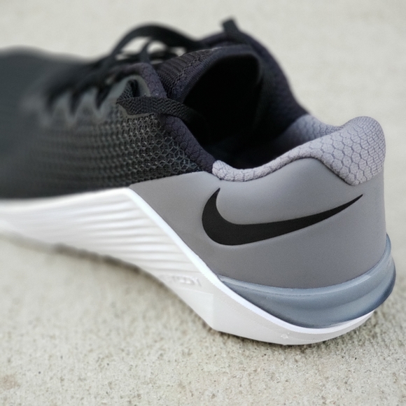SOLD Nike Metcon 5 V Black Womens Training Size 7 - Picture 2 of 9
